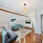 Le Beau Marchais - Proche Centre & Spacieux Apartment Dijon
